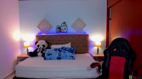 Snapshot of _lilly_miller chatting on September 2025 10:46:02 PM Liily online show from September 2025 10:46:02 PM