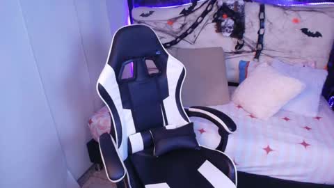 Snapshot of _lilly_miller chatting on October 2025 01:23:02 PM Liily online show from October 2025 01:23:02 PM