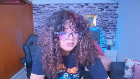 Snapshot of _lilly_miller chatting on November 2025 06:41:04 PM Liily online show from November 2025 06:41:04 PM