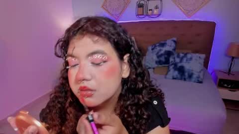 Snapshot of _lilly_miller chatting on November 2025 07:13:01 PM Liily online show from November 2025 07:13:01 PM