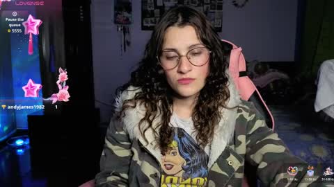 Lindasy online show from March 2026 11:16:01 PM