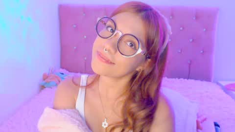 Snapshot of _lloou_ chatting on January 2025 03:40:02 AM Sofia 3 online show from January 2025 03:40:02 AM