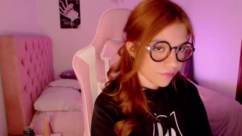 Snapshot of _lloou_ chatting on March 2025 02:06:02 AM Sofia 3 online show from March 2025 02:06:02 AM