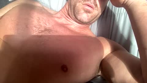_lululeo_ online show from May 2026 02:19:02 AM