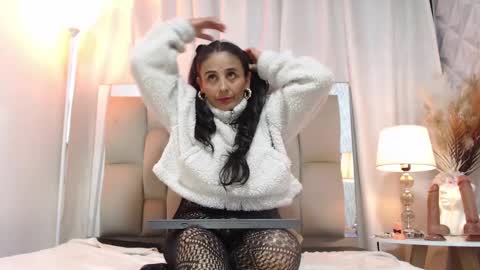 Snapshot of _marcela__ chatting on January 2025 03:55:02 PM _marcela__ online show from January 2025 03:55:02 PM