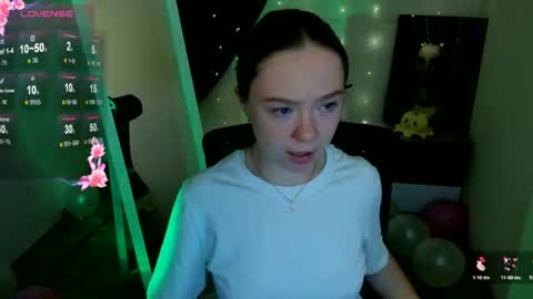 Snapshot of _margoqueen_ chatting on August 2026 06:26:02 AM Margo online show from August 2026 06:26:02 AM