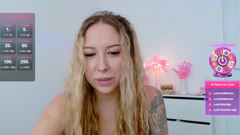 _mari_ online show from February 2026 07:48:01 AM