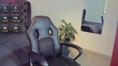 Snapshot of _maria_foxx_ chatting on October 2025 07:03:01 PM Maria online show from October 2025 07:03:01 PM