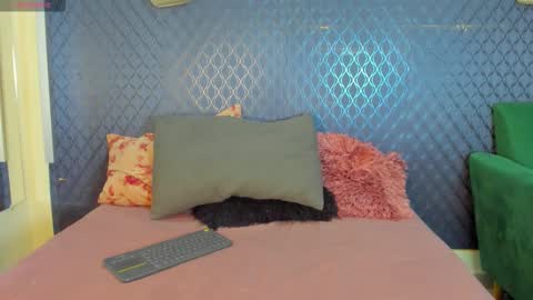 Snapshot of _maria_foxx_ chatting on November 2025 06:18:01 PM Maria online show from November 2025 06:18:01 PM