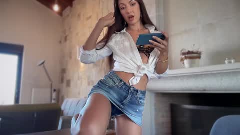 Marie -   -25 discount online show from October 2025 10:43:02 AM