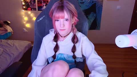 Snapshot of _mariko_ chatting on January 2025 02:35:02 PM Mariko online show from January 2025 02:35:02 PM