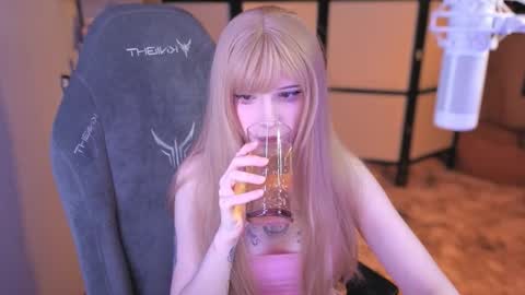 Snapshot of _mariko_ chatting on October 2025 03:11:01 PM Mariko online show from October 2025 03:11:01 PM