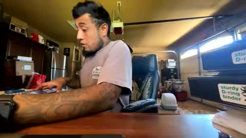 Snapshot of _mass_shaft_ chatting on May 2026 07:08:01 PM Mass Shaft online show from May 2026 07:08:01 PM