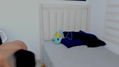 _matthew_santos_ online show from December 2024 01:22:01 AM