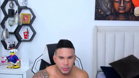 _matthew_santos_ online show from February 2025 12:06:02 AM