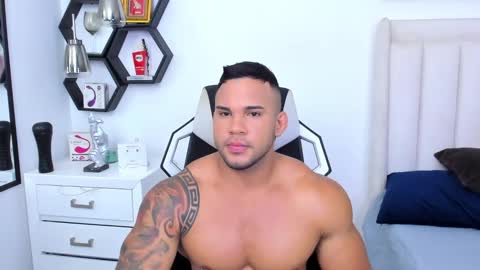 _matthew_santos_ online show from February 2025 10:20:02 PM