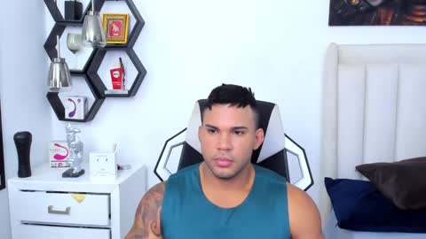 _matthew_santos_ online show from March 2025 09:40:02 PM