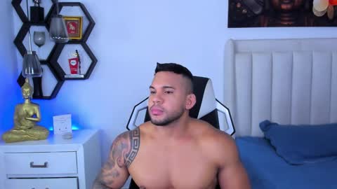 _matthew_santos_ online show from November 2025 04:21:01 AM