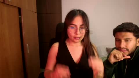 max and abby online show from June 2026 02:32:02 AM