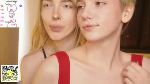 Snapshot of _medal_of_horny_ chatting on June 2026 07:23:01 AM Elva and Kate online show from June 2026 07:23:01 AM