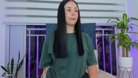 Snapshot of _meel_ chatting on November 2025 02:54:01 AM Meel online show from November 2025 02:54:01 AM