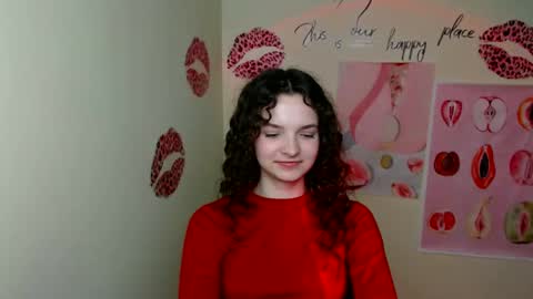 Susie online show from March 2025 10:54:01 PM