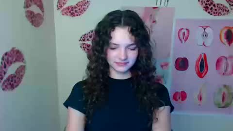 Susie online show from September 2025 06:49:01 AM