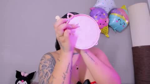 _melodyblossom_ online show from November 2025 08:10:01 PM