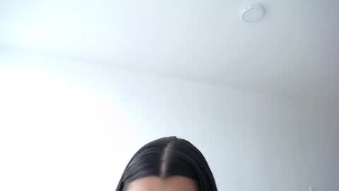  MIa blue 18  online show from April 2026 06:02:01 PM