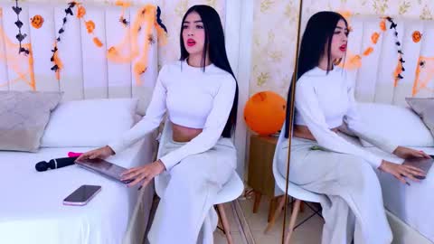 Mia Monroe online show from October 2025 07:51:01 PM