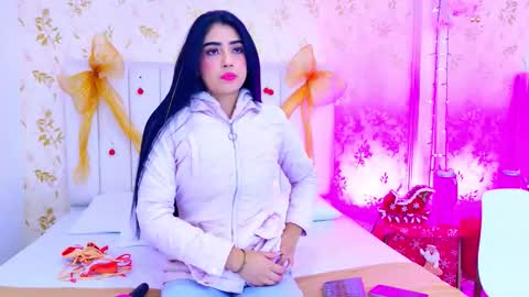 Mia Monroe online show from December 2025 01:10:02 AM