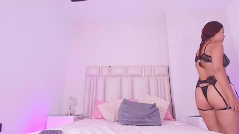 Mia  online show from June 2026 11:56:02 AM