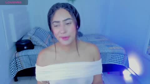 Mia online show from June 2026 04:33:01 PM