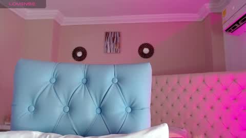 Paula online show from April 2026 11:20:01 AM