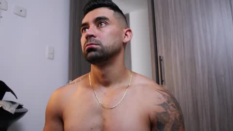 Snapshot of _mikestone chatting on November 2025 01:58:02 PM soy mike online show from November 2025 01:58:02 PM