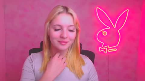 Melanie online show from October 2025 12:39:02 PM