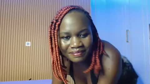 Milah online show from November 2025 04:39:01 PM