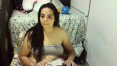 Snapshot of _milf_naughty chatting on October 2025 11:33:02 AM _milf_naughty online show from October 2025 11:33:02 AM