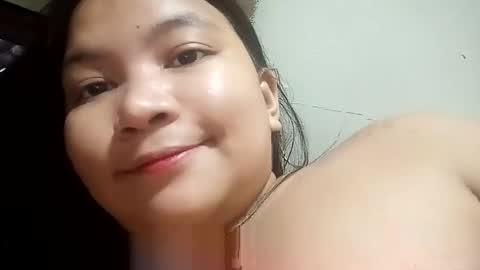 _milkytitsmomxx_ online show from February 2026 06:57:02 PM