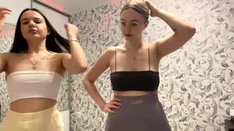 Lana online show from April 2026 11:05:02 AM