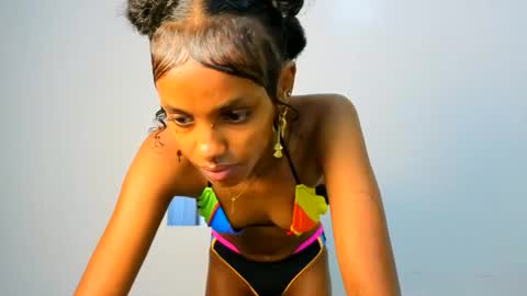 Mimi online show from March 2026 02:27:02 AM