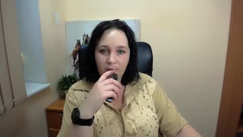 Snapshot of _miranda_sun chatting on September 2025 07:44:02 AM Miranda online show from September 2025 07:44:02 AM