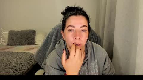 _miss_coco_ online show from March 2026 01:22:01 AM