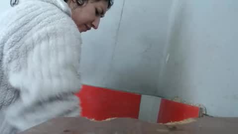 karoline uwu online show from November 2025 04:18:02 PM