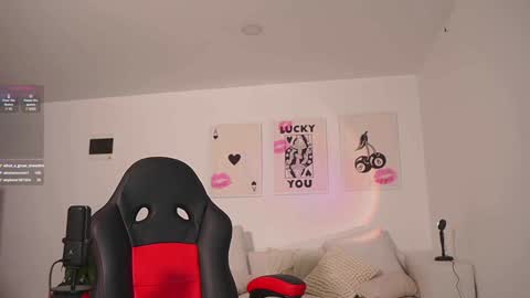 Vale online show from December 2024 10:11:02 PM