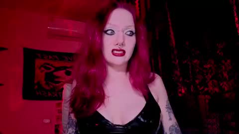 Miss Eva. if anyone in NYK to fuck here is sissy sn -  online show from June 2026 10:22:01 PM