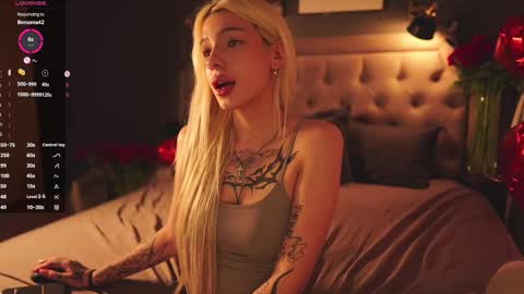 Snapshot of _miumiu_ chatting on February 2025 09:59:02 AM Sasha online show from February 2025 09:59:02 AM