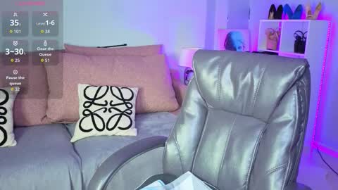  MIURA  online show from November 2025 01:05:01 AM