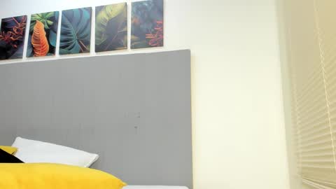 _molly_rosse_ online show from October 2025 12:16:02 PM