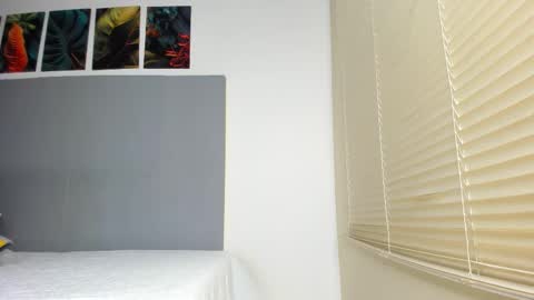 _molly_rosse_ online show from November 2025 12:20:01 PM